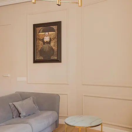 Located New Stylish In Old Town * Вильнюс