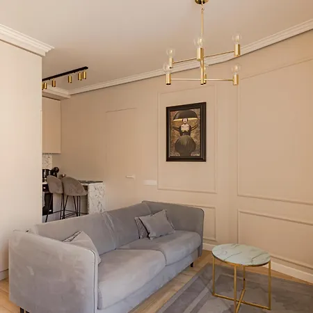 Located New Stylish In Old Town * Вильнюс