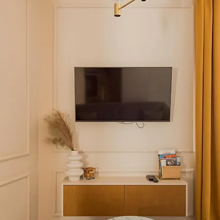 Located New Stylish In Old Town * Вильнюс